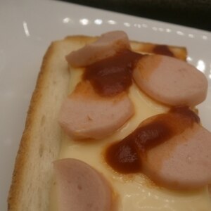 魚肉ソーセージのチーズトースト☆